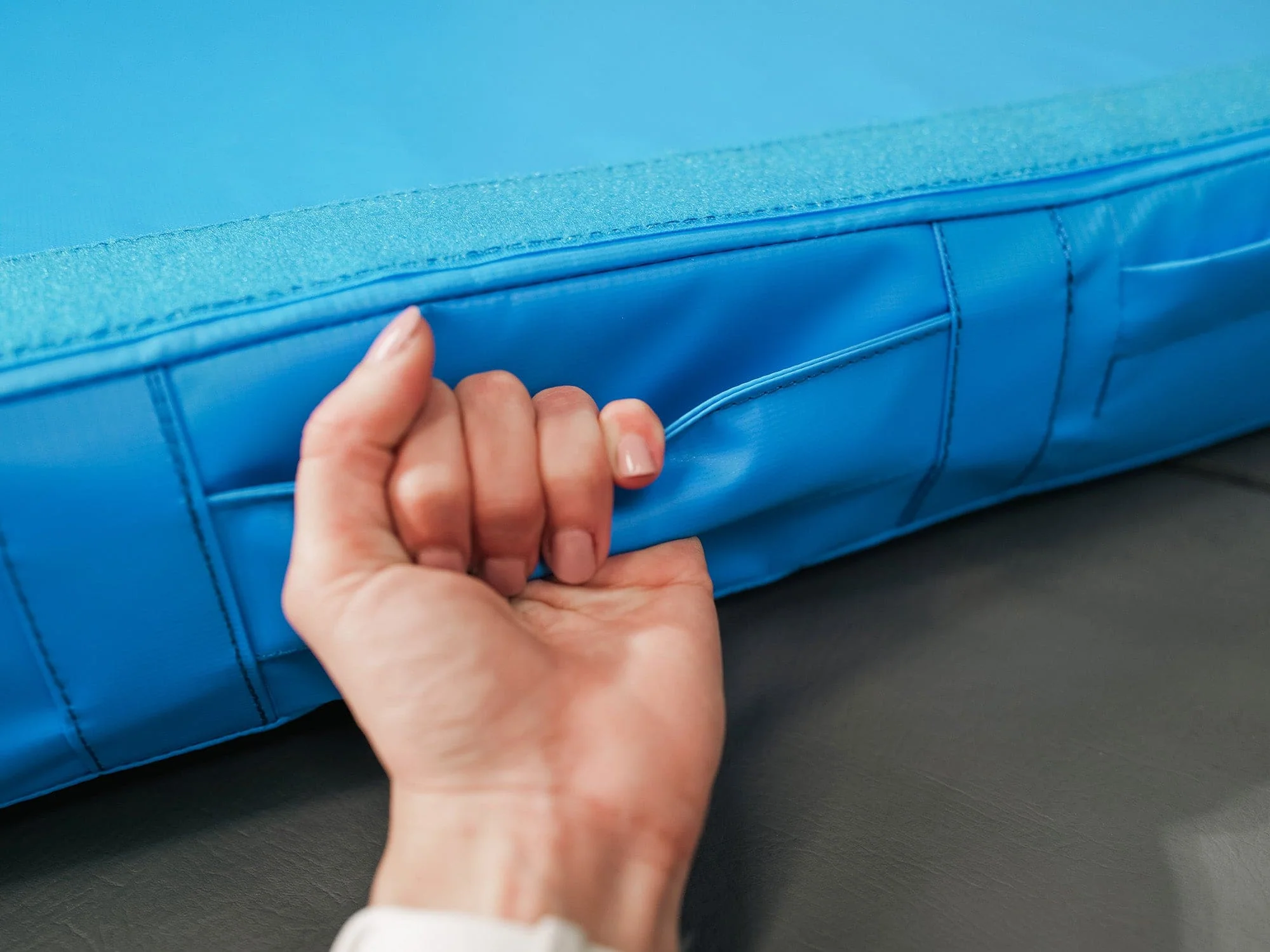 MEMAX Foldable Dual Density Gymnastics Tumbling and Landing Mat - 10cm Thick - Image 18