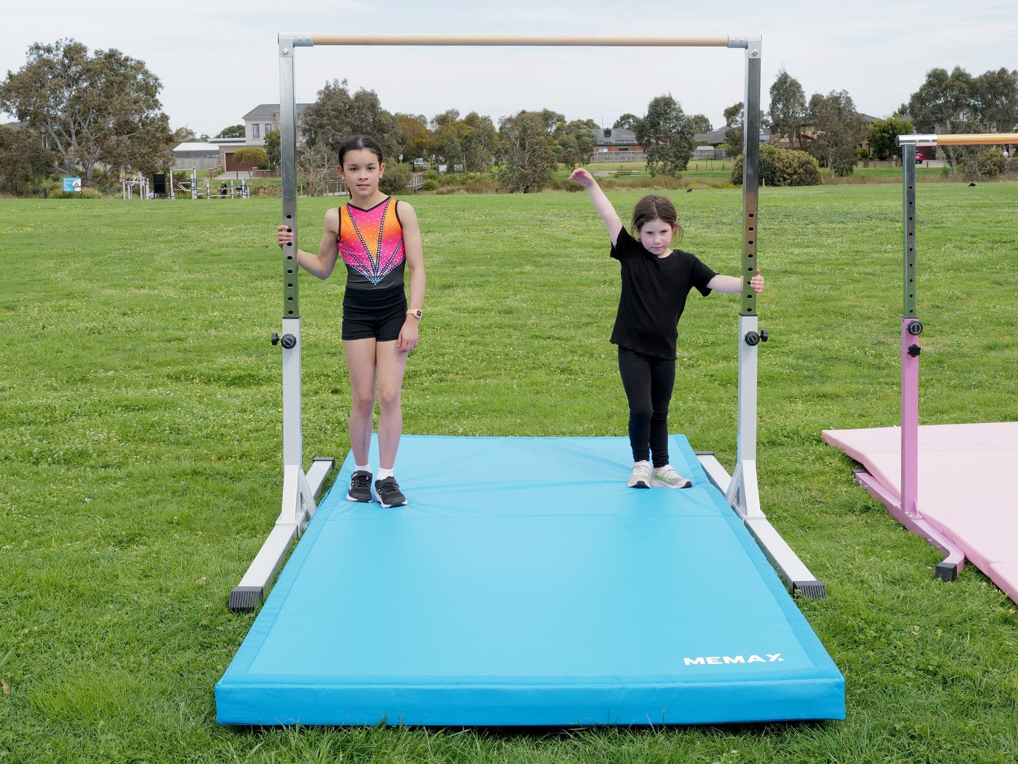 MEMAX Foldable Dual Density Gymnastics Tumbling and Landing Mat - 10cm Thick - Image 8