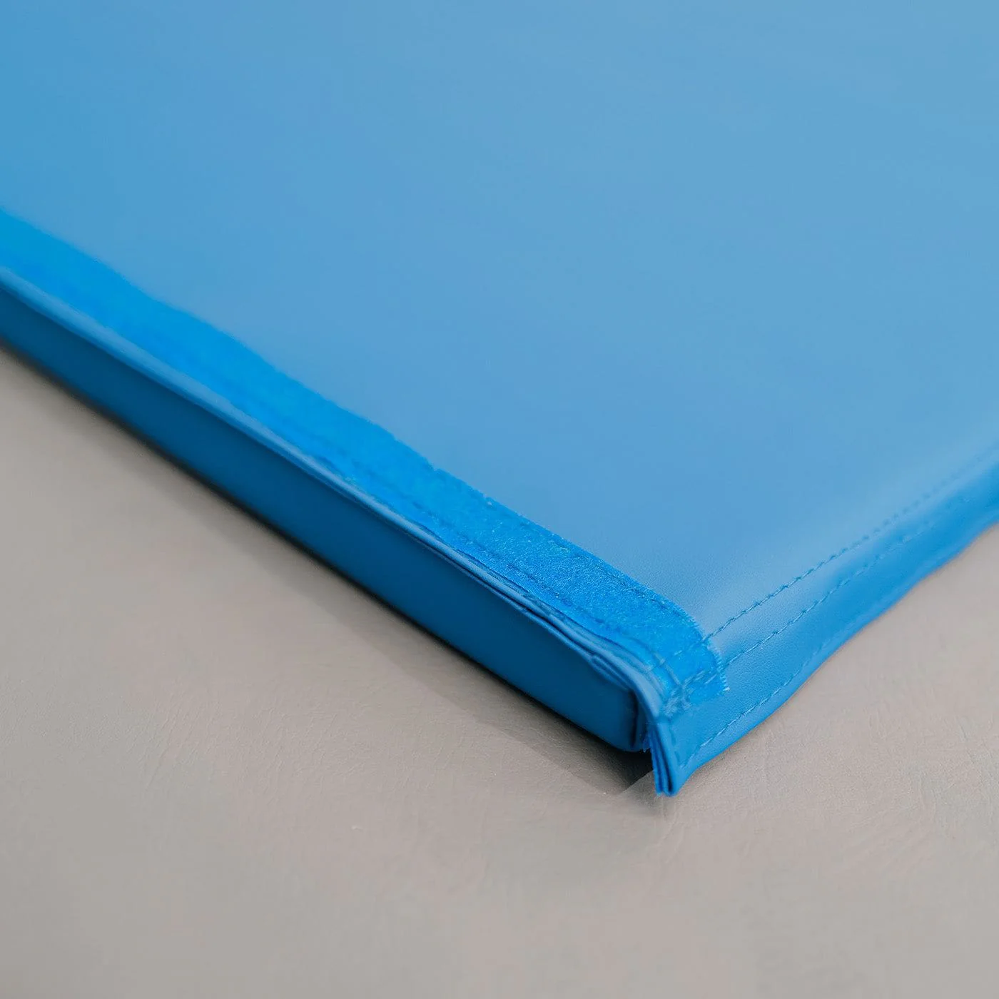 3 Piece Gymnastics Starter Combo - Foldable Balance Beam and 2 x Cartwheel Mats - Image 6