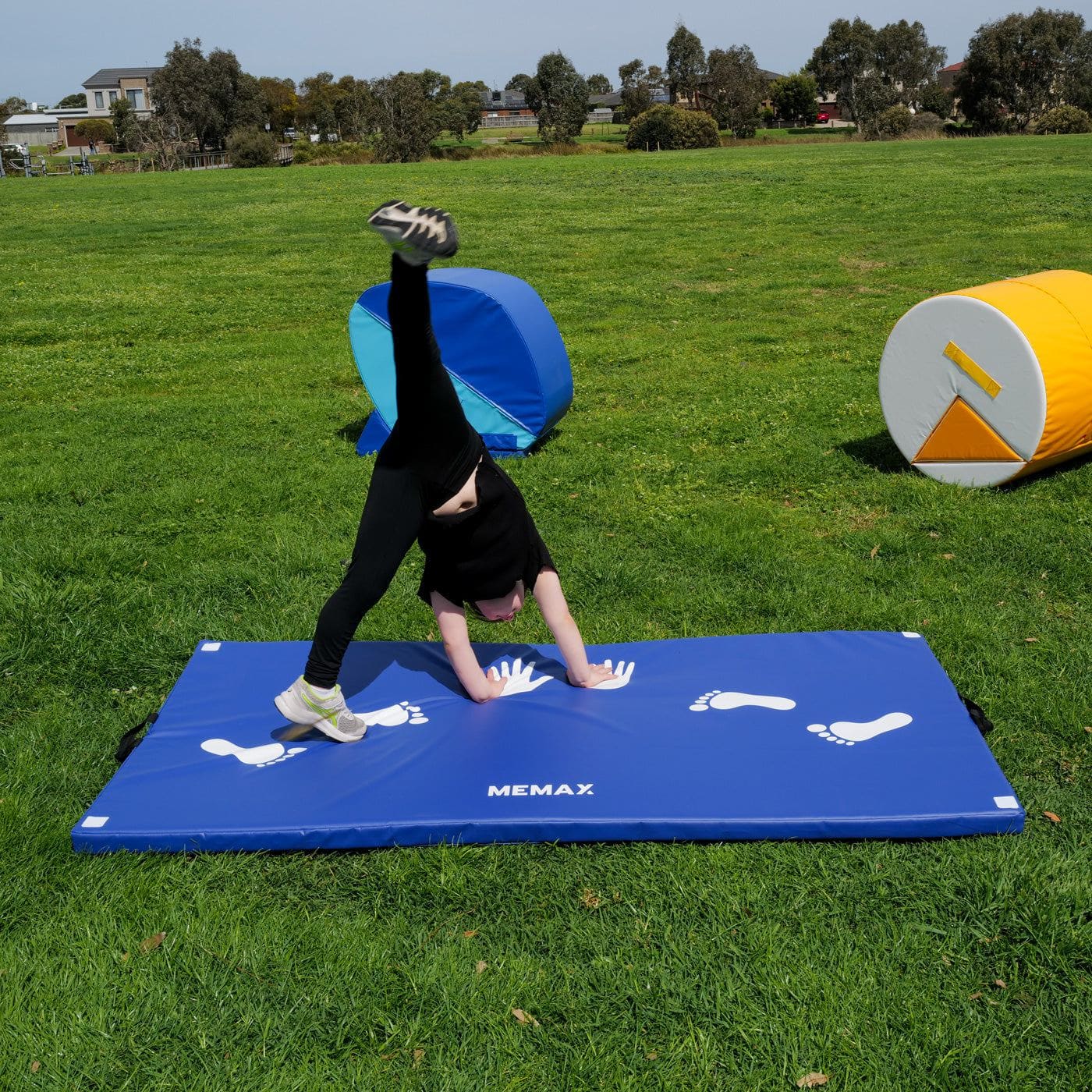 MEMAX Double-Sided Cartwheel/Lunge Mat - Image 4